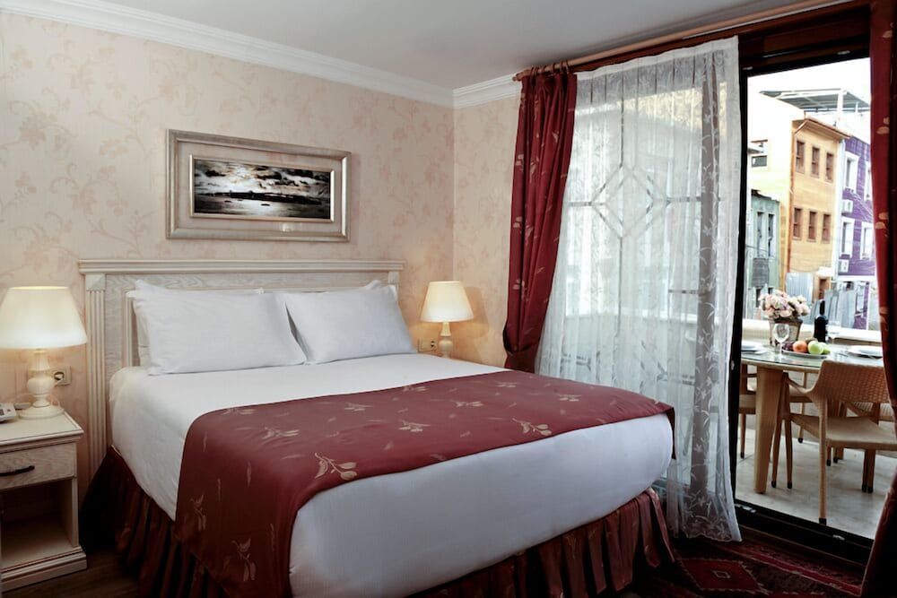 Sultanahmet Suites Double Room, 1 King Bed 8