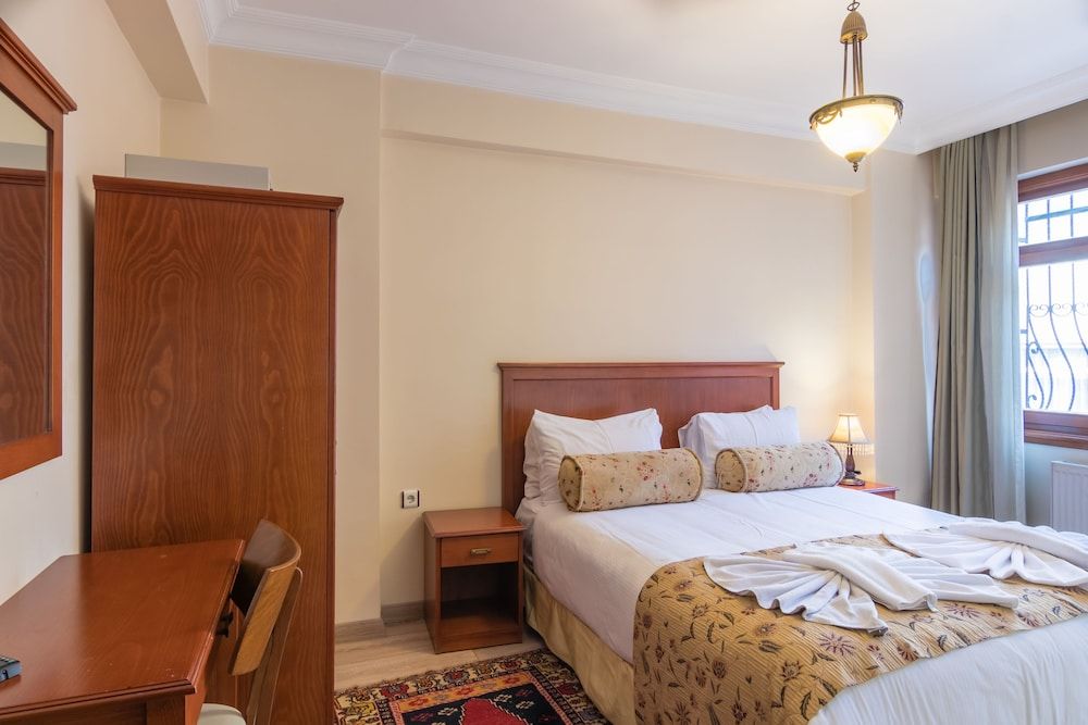 Sultanahmet Suites Double Room, 1 King Bed 4