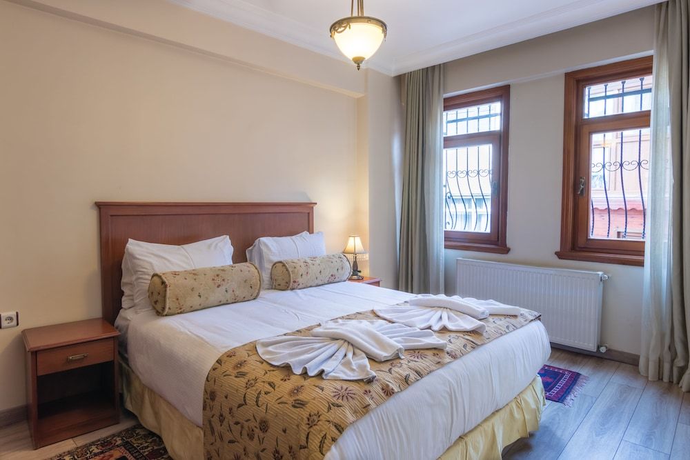Sultanahmet Suites Double Room, 1 King Bed 3