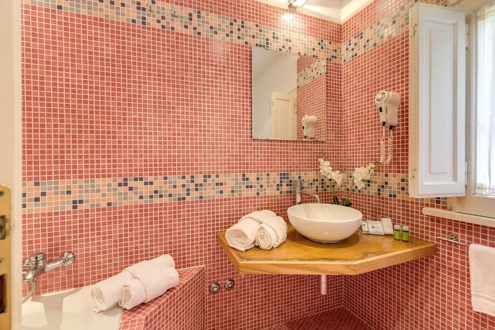 Residenza RomAntica Standard Double Room 15