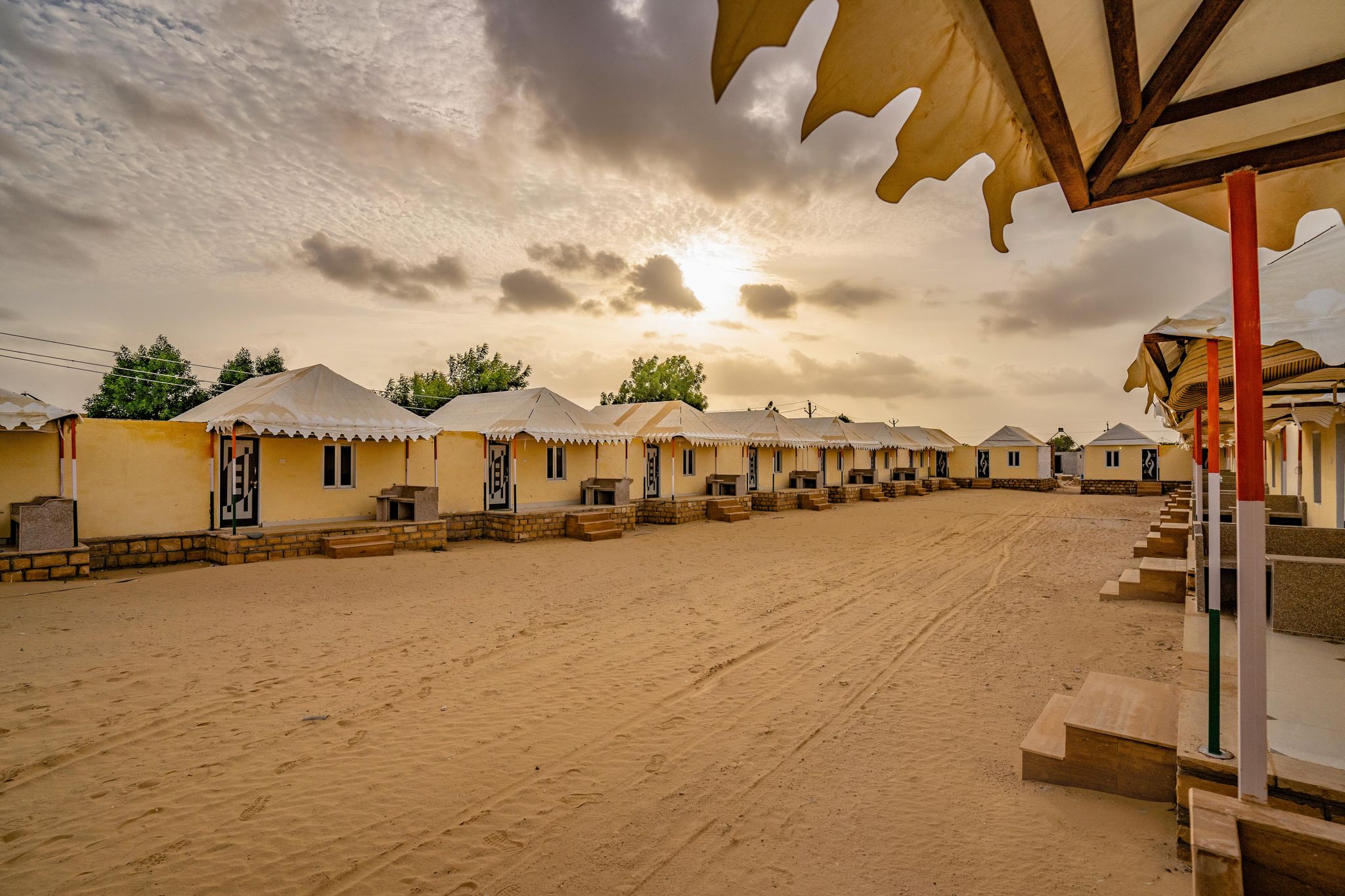 Royal Jaisalmer Resort & Camp