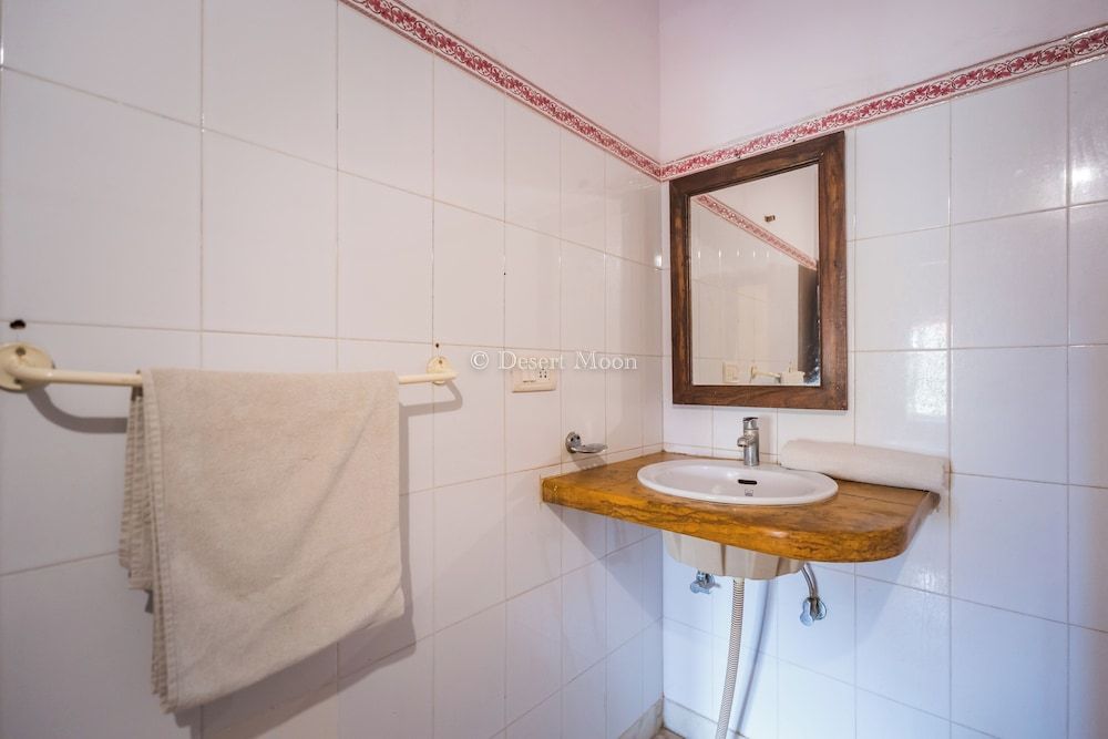 Hotel Desert Moon Standard Double Room 8