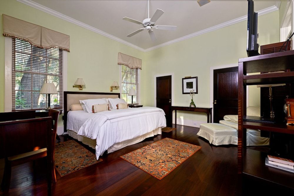 Rhett House Inn Room 20, King Room (Newcastle House)