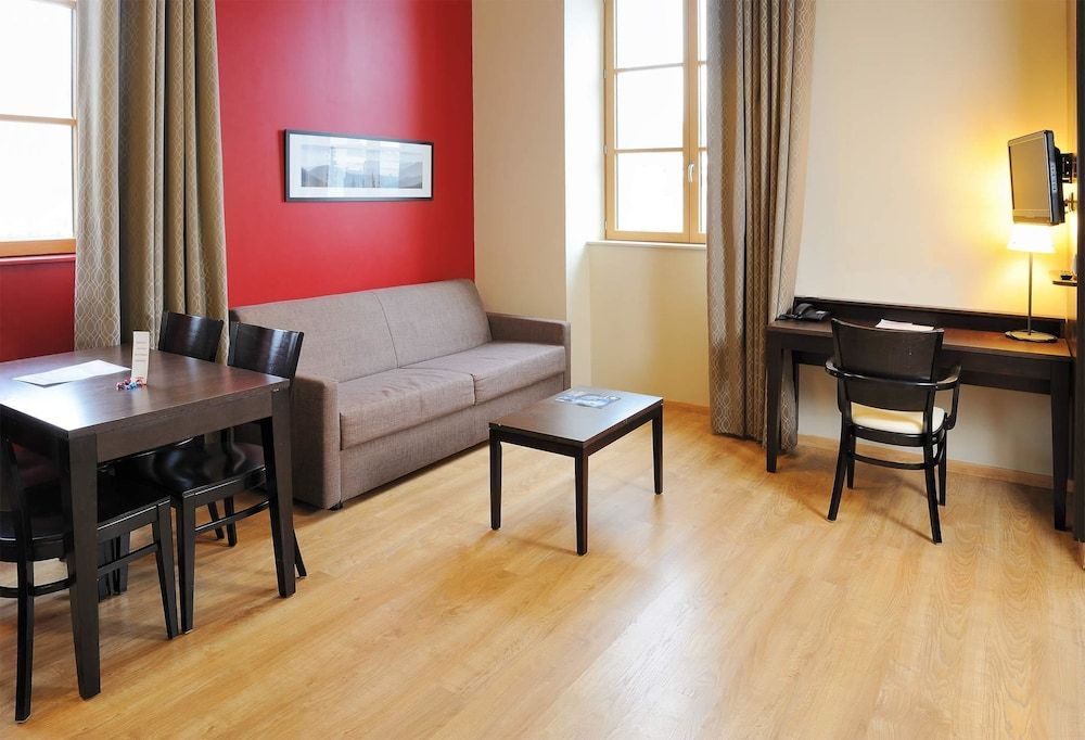 Residhome Caserne de Bonne Standard Apartment, 1 Bedroom 8