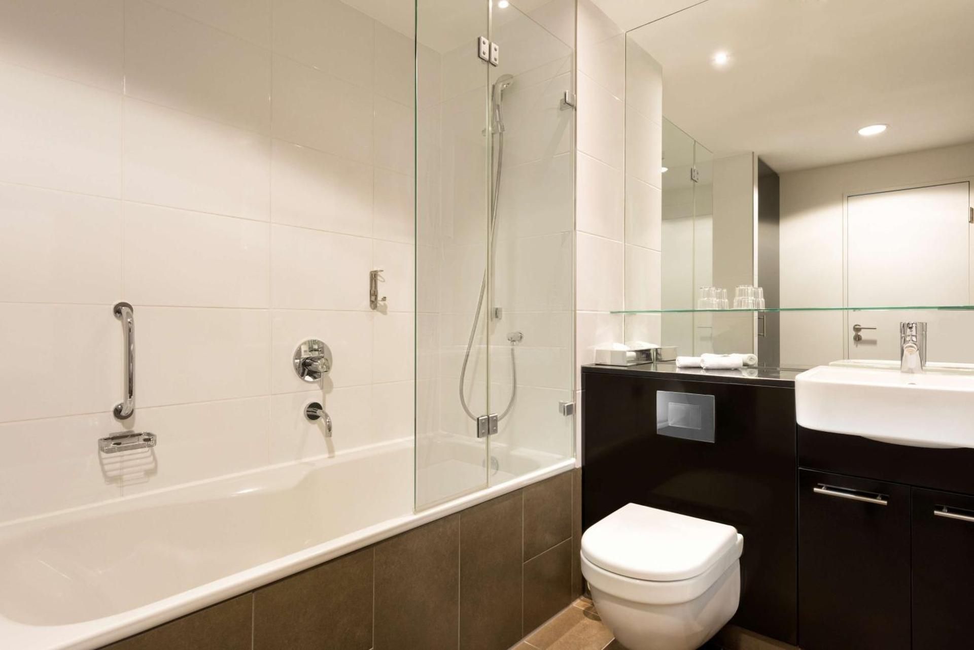 undefined Adina Apartment Hotel Frankfurt Neue Oper 4