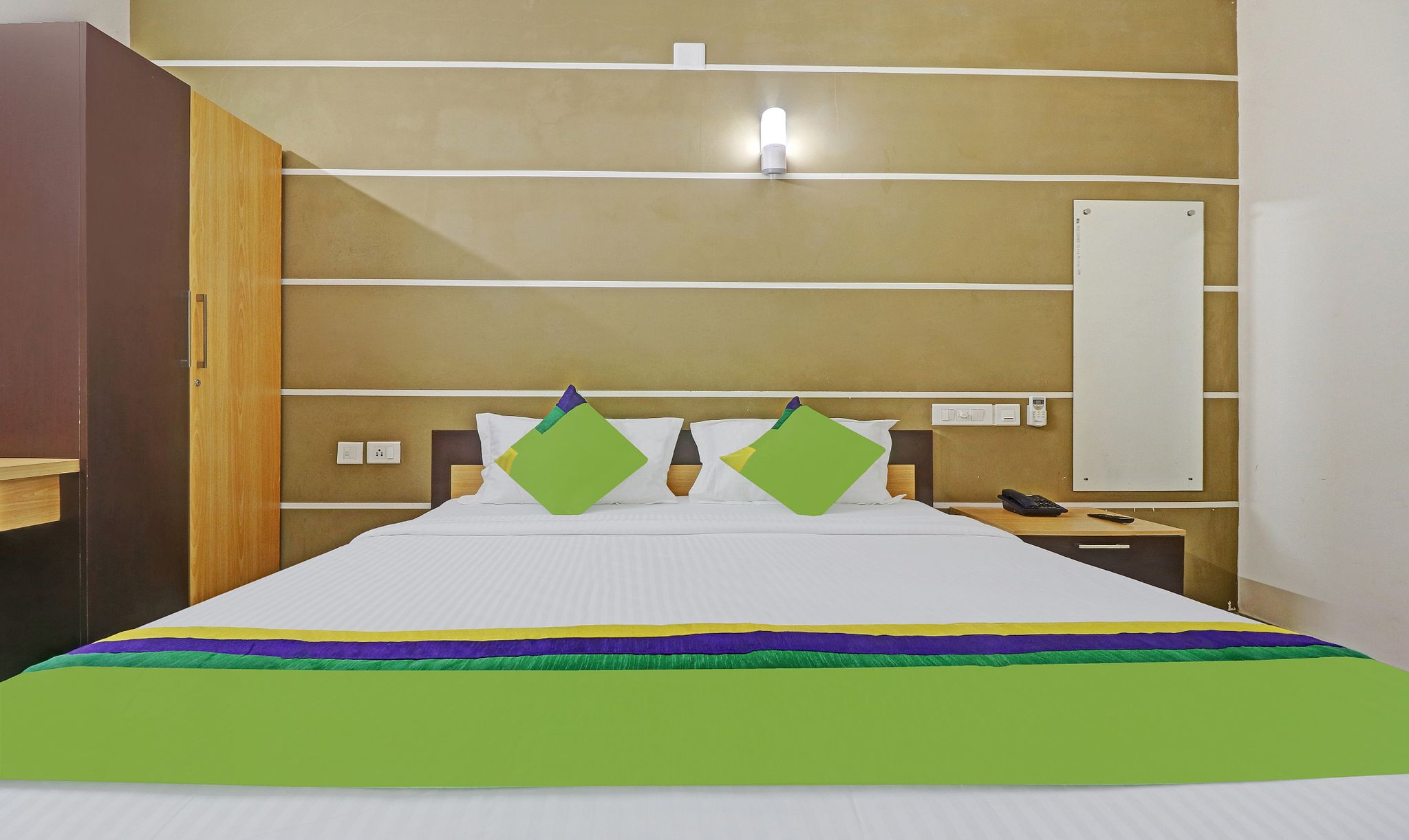 Treebo Thoduvas Star Plaza Cochin Airport Standard Room 6