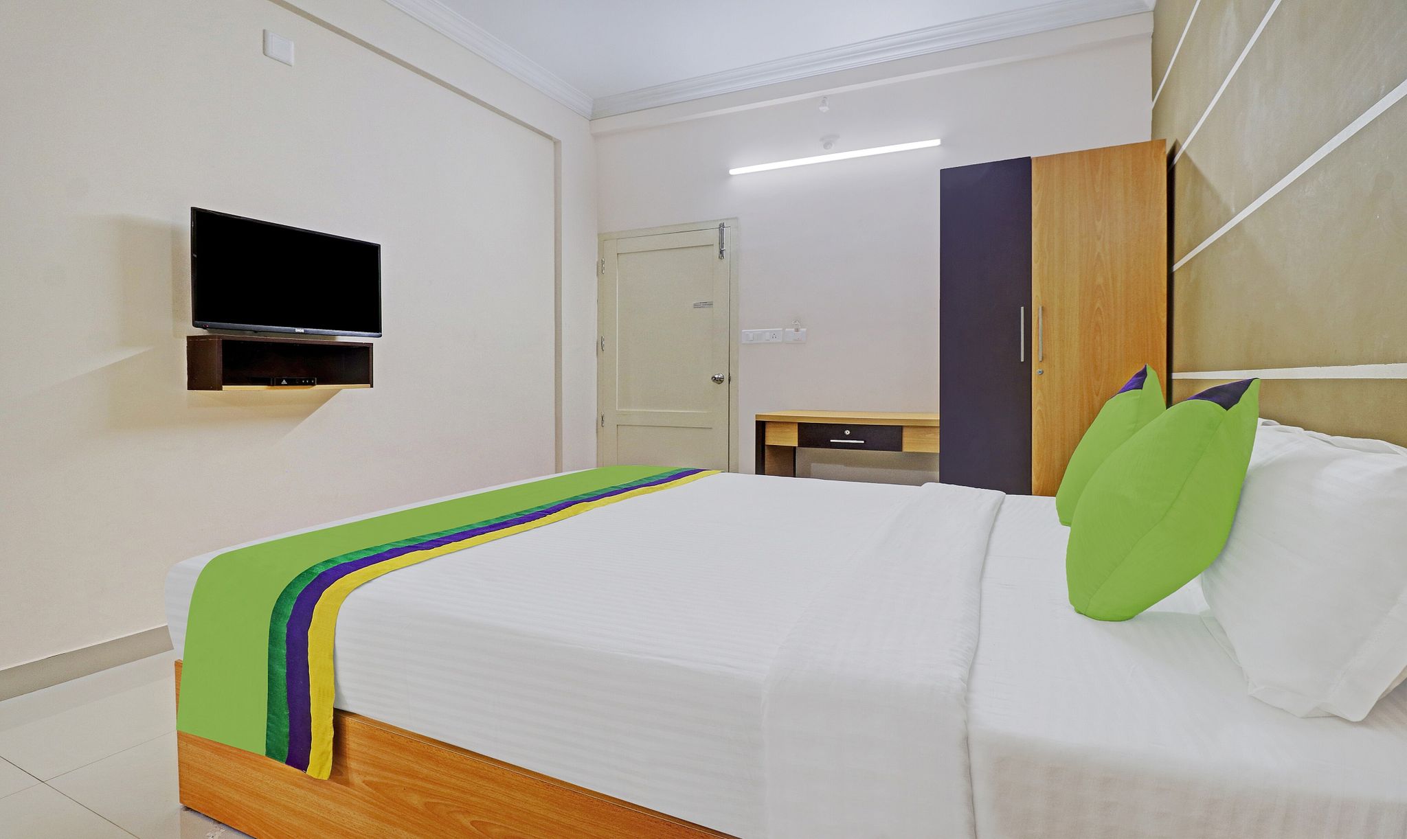 Treebo Thoduvas Star Plaza Cochin Airport Standard Room 3