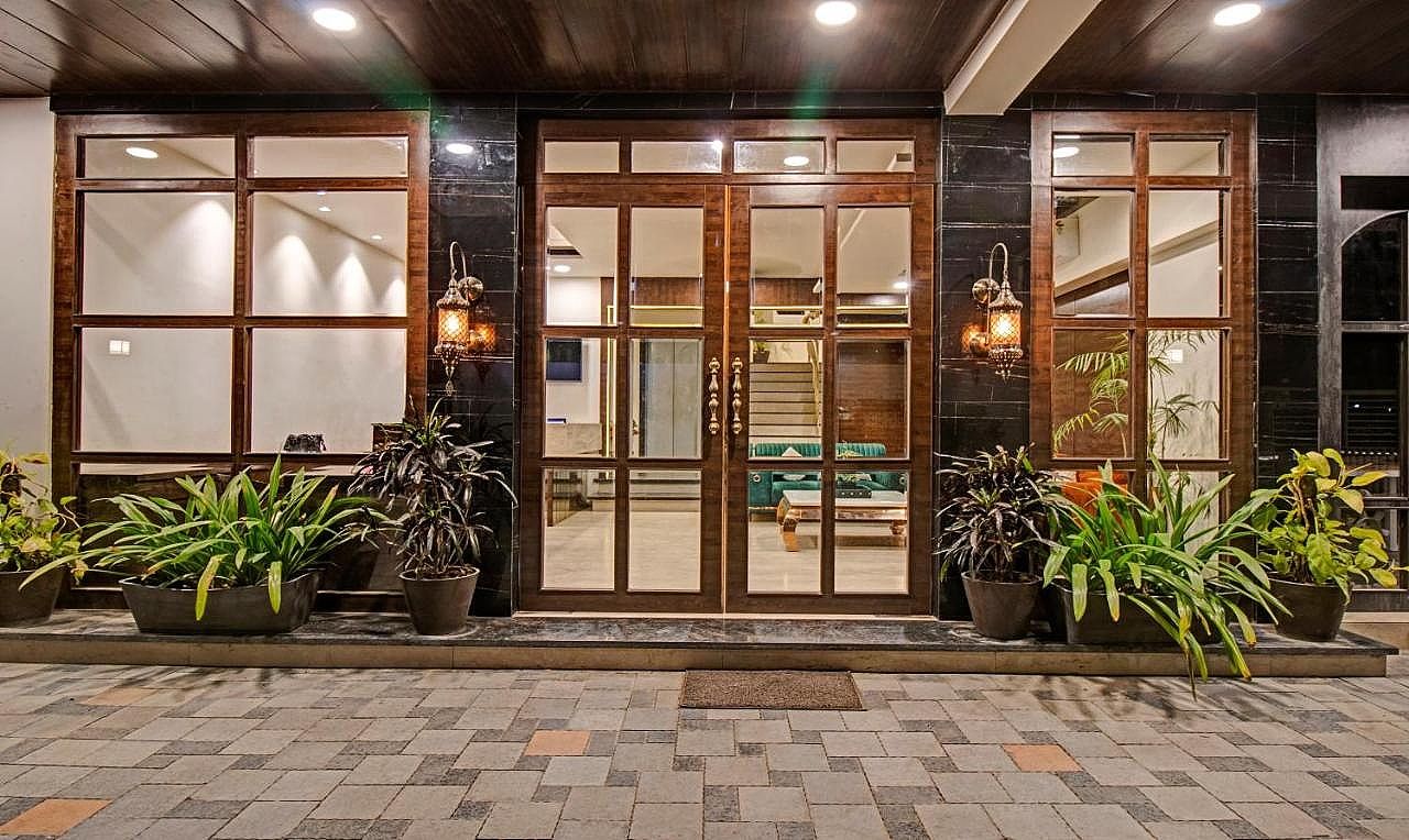 Hotel Exterior