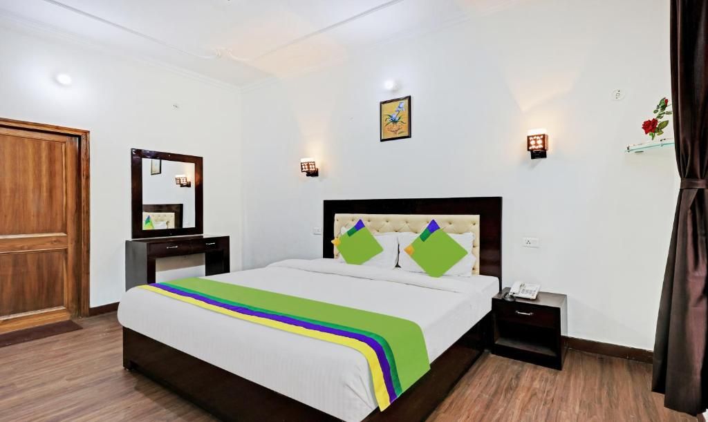 undefined Lake View Inn 10