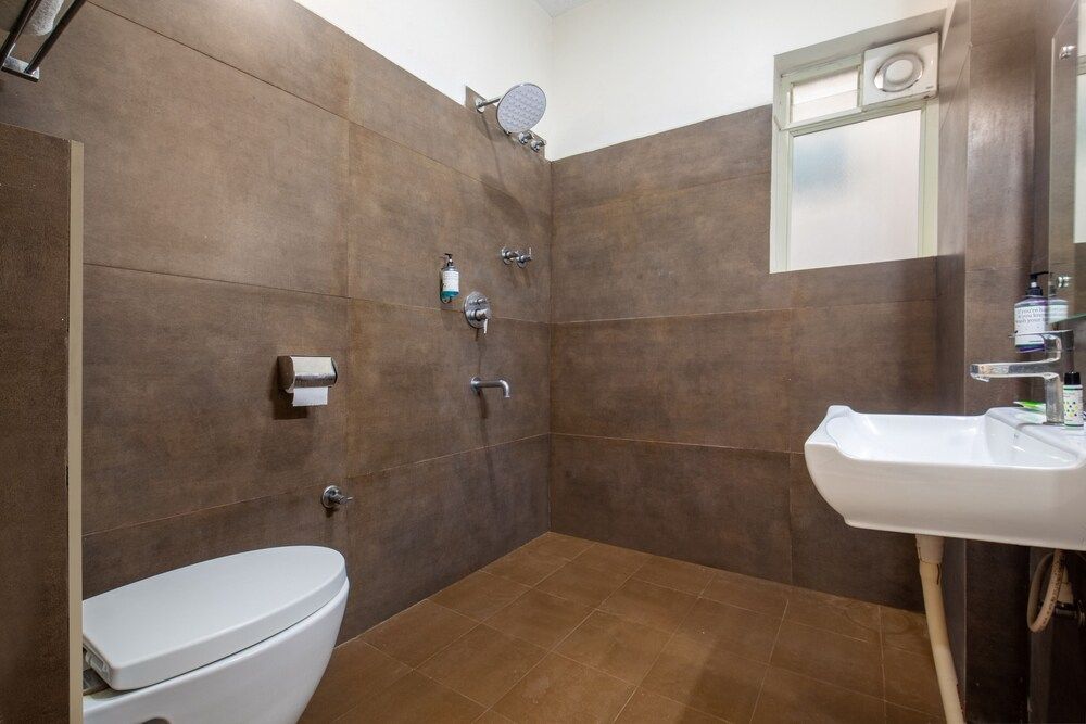 Treebo Sans Sarav Kushalnagar Standard Room 8