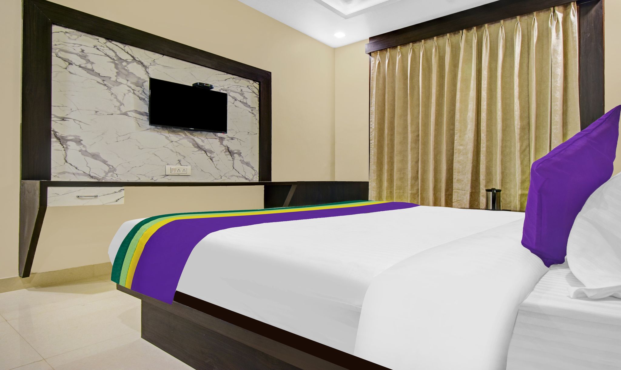 Treebo Premium Royal Amar With Mountain View,  2 Km From Pushkar Lake Deluxe Double Room 6