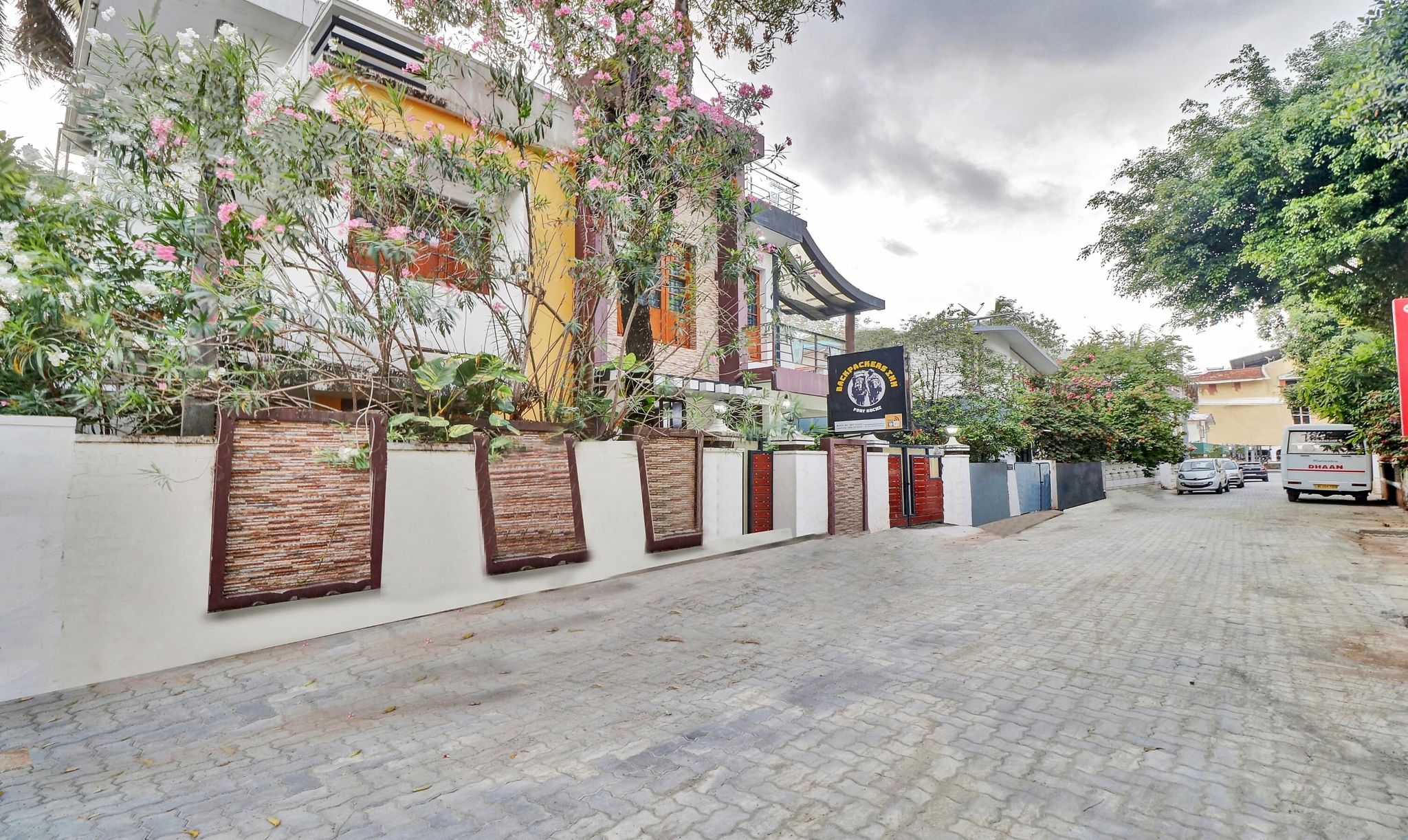 undefined Treebo Backpackers Inn 2