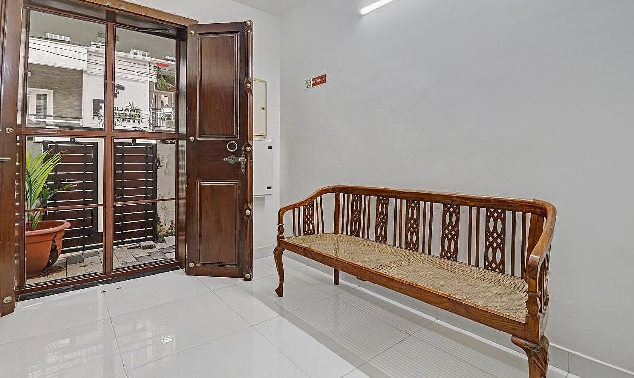 undefined Treebo Backpackers Inn 4