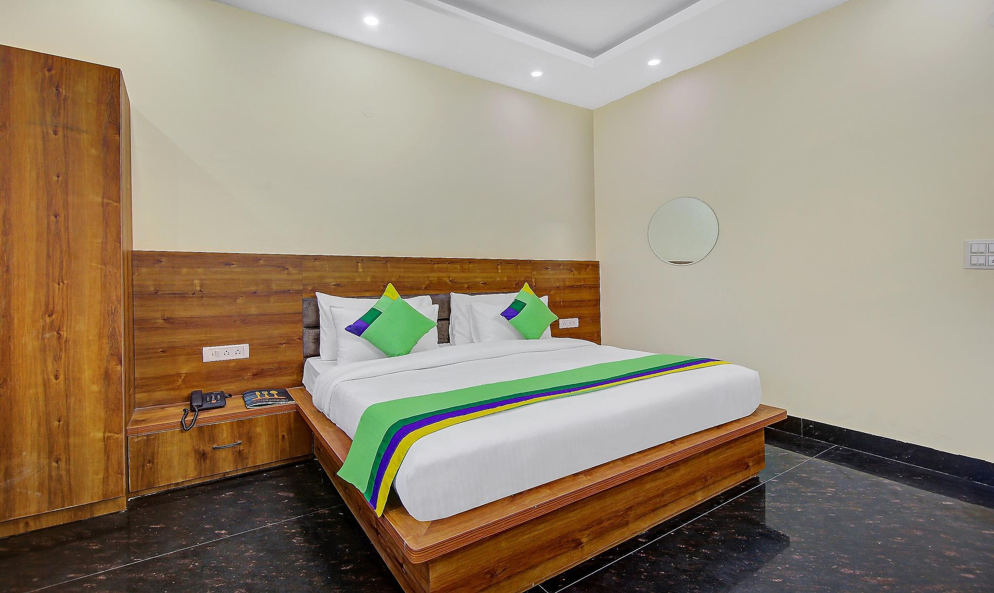 Treebo The Eden Roc Standard Double Room 5