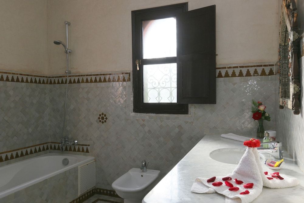 Terra Mia Marrakech - Riad Standard Double Room, Private Bathroom 9