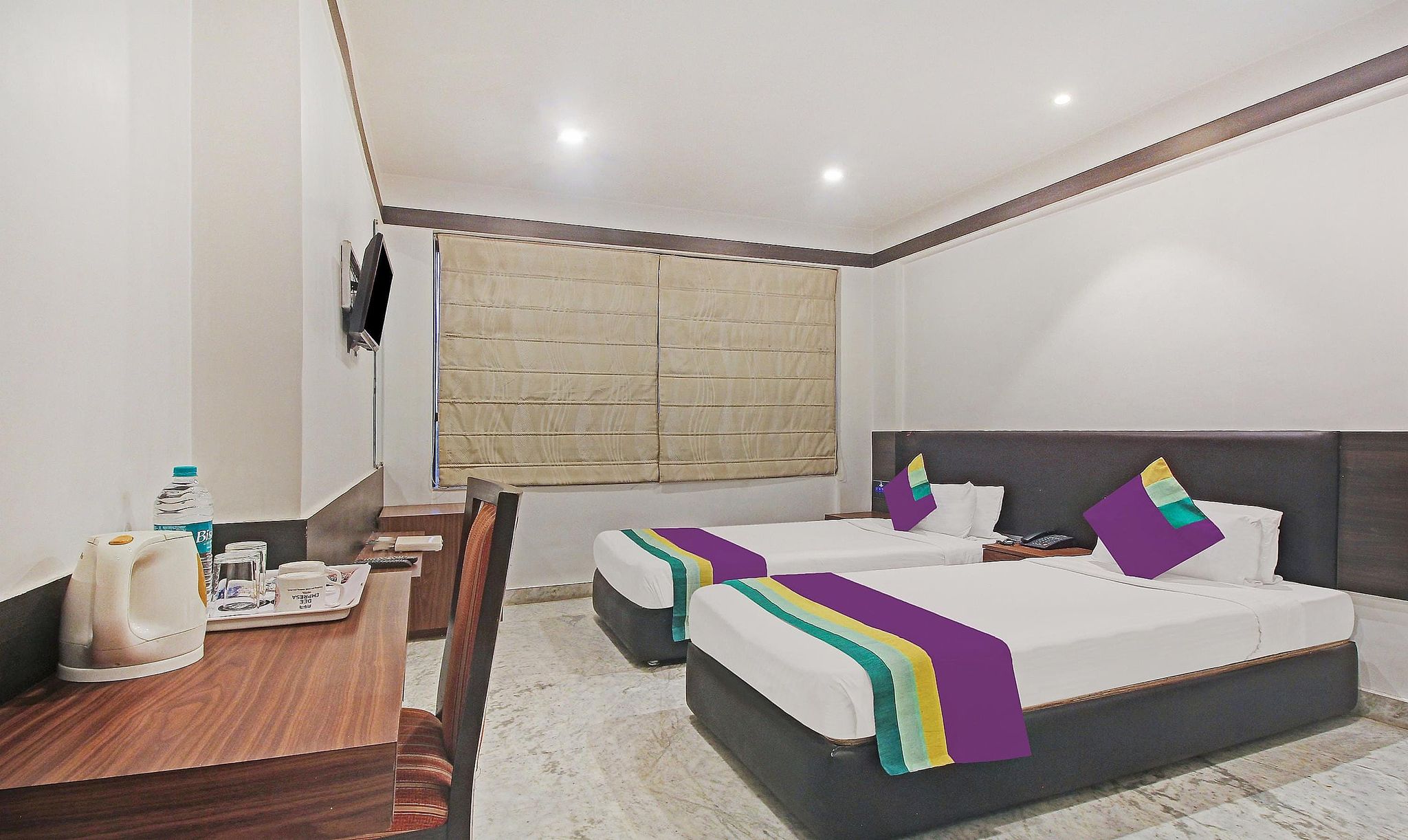 Treebo Premium Dee Empresa, Park Street Standard Double Room 5