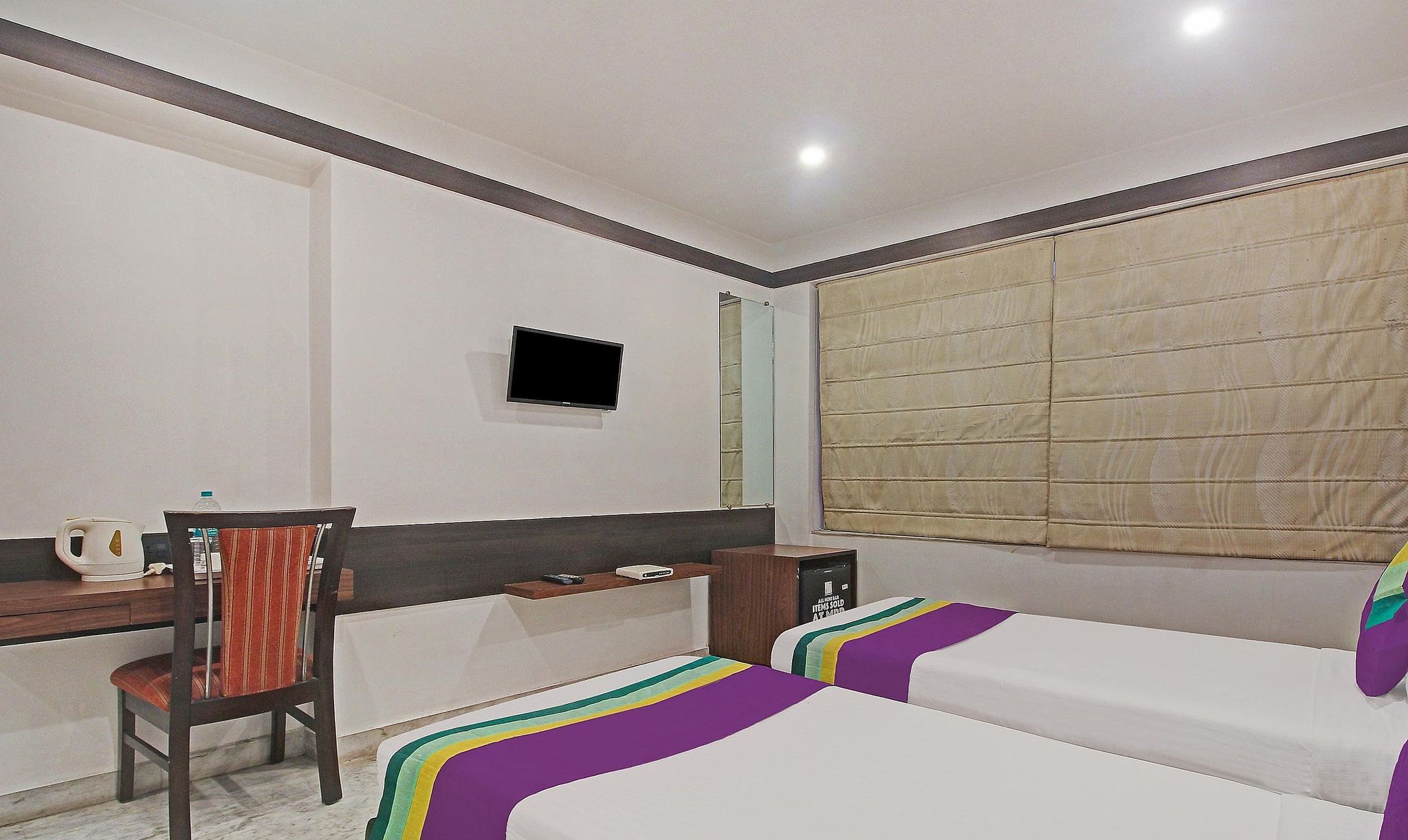 Treebo Premium Dee Empresa, Park Street Standard Double Room 7