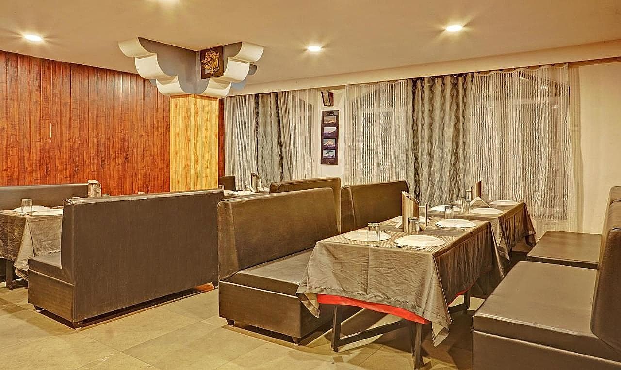 Food & Dining