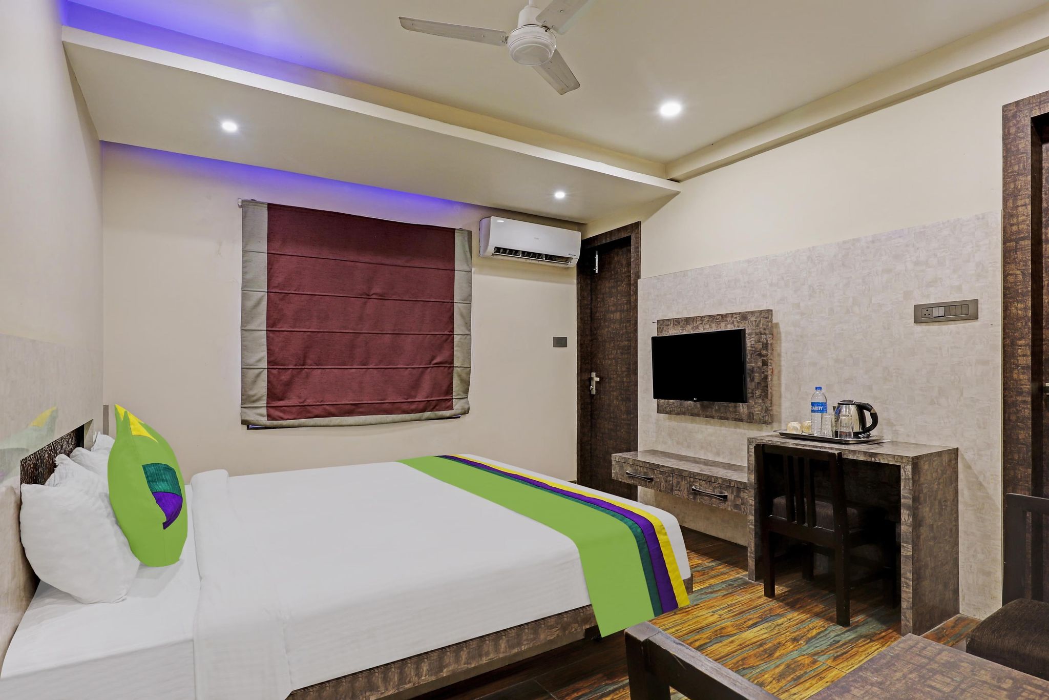 Itsy Hotels Ransu Residency Double Room 3
