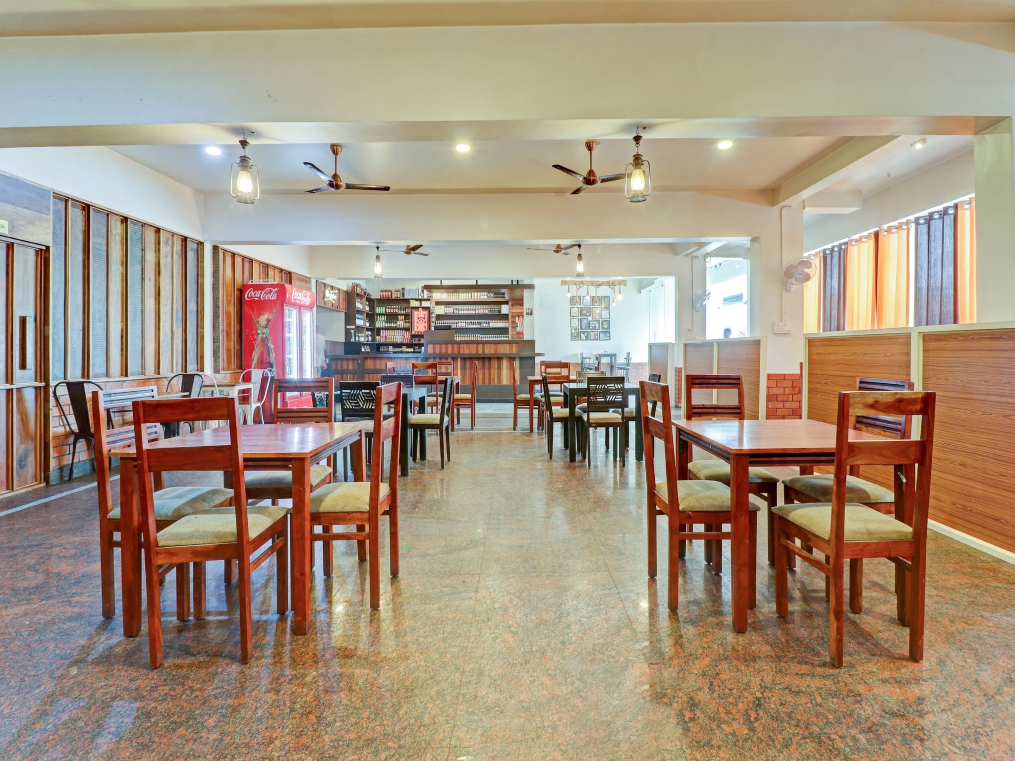 Food & Dining