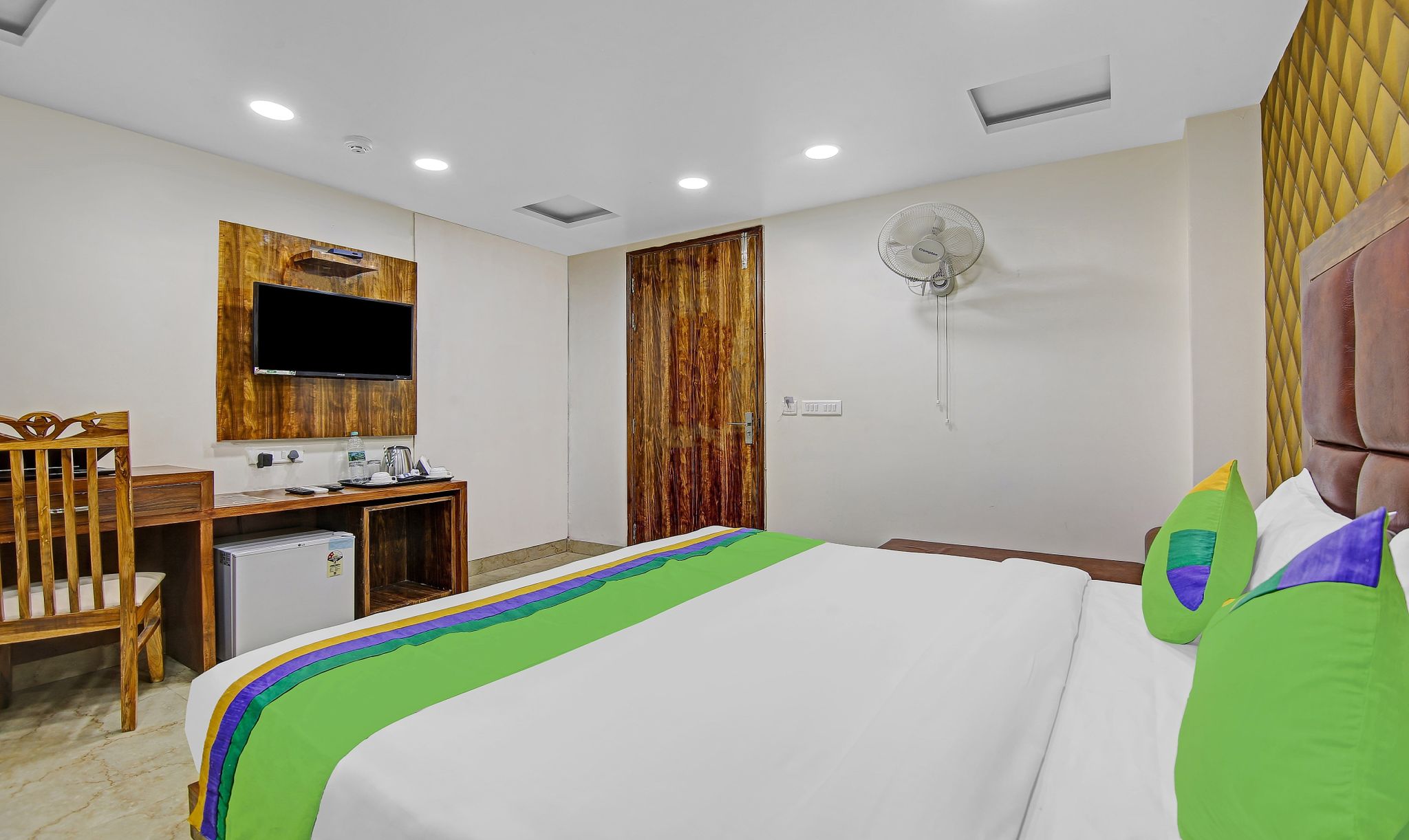 Treebo Mona Grand Standard Double Room 9