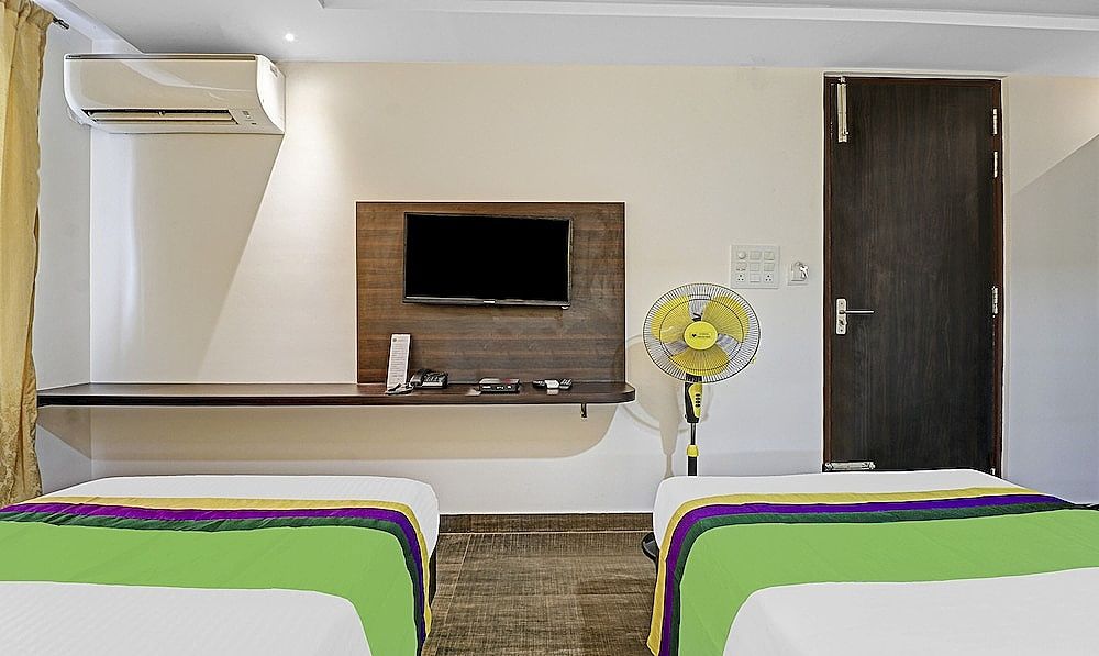 Treebo JJ Residency Standard Double Room 17