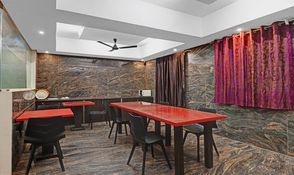 undefined Treebo JJ Residency 4