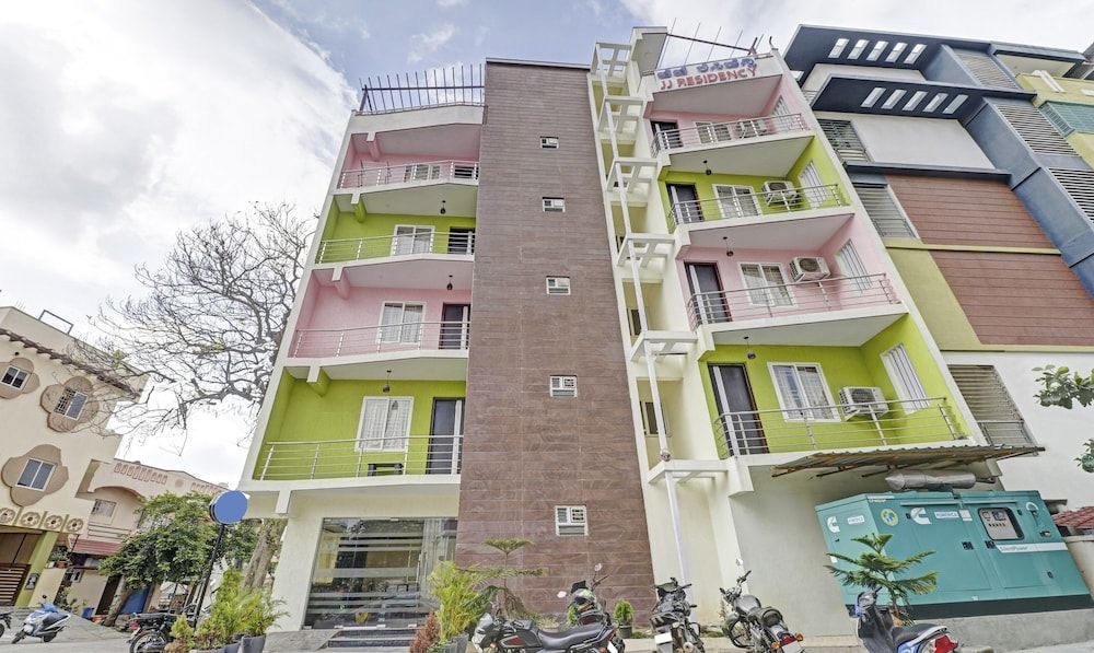 undefined Treebo JJ Residency 8