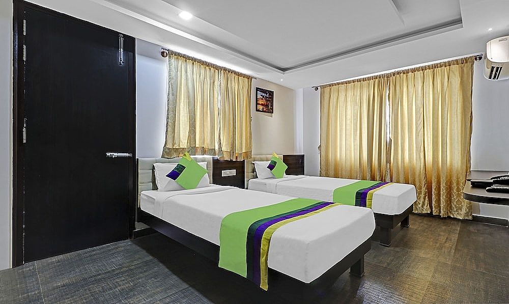Treebo JJ Residency Standard Double Room 5