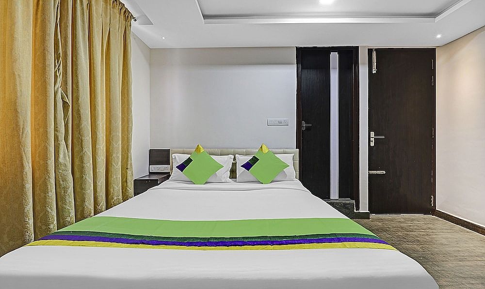 Treebo JJ Residency Standard Double Room 13