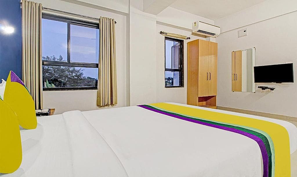 undefined Treebo Trip Aura Homes 5