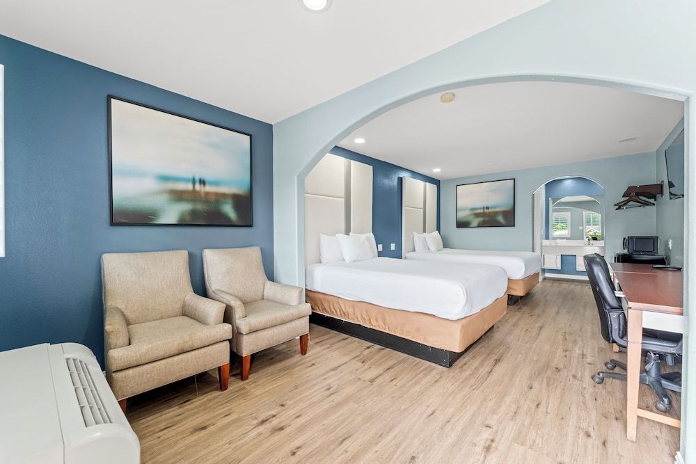 Executive Inn and Suites