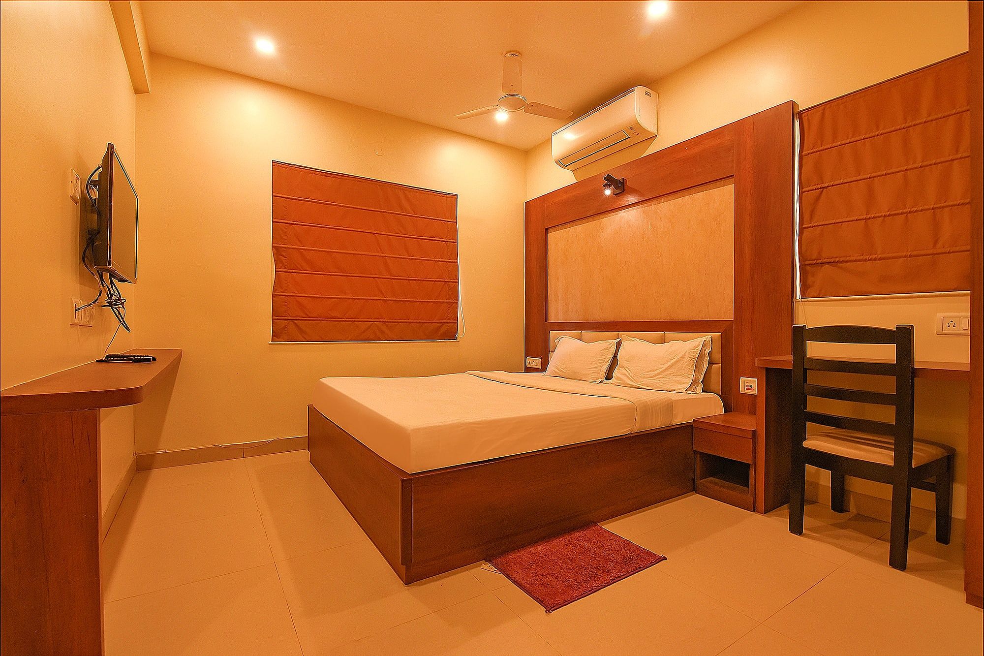 undefined FabHotel Dream Plaza 10