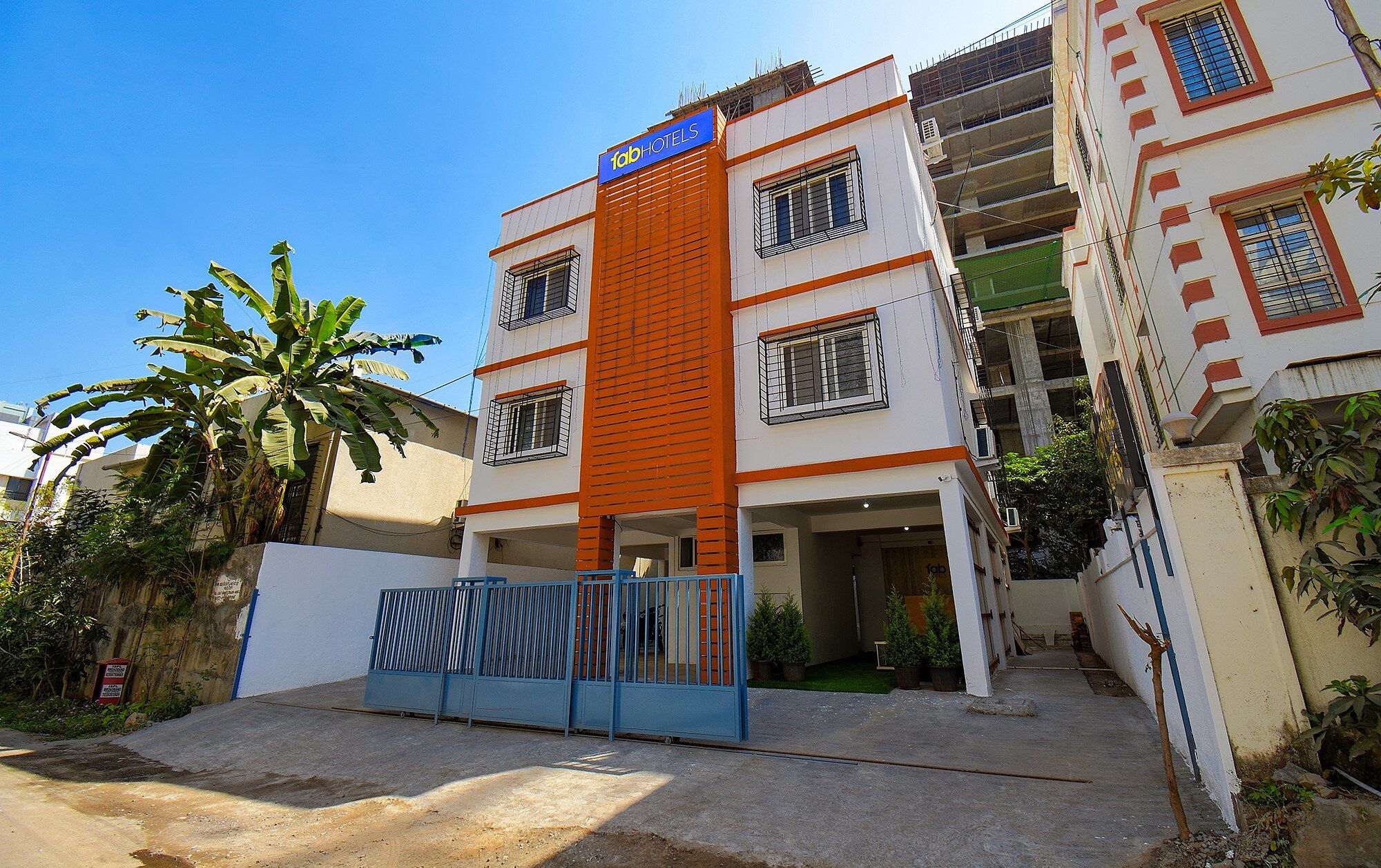 undefined FabHotel Fortune Suites - Near Mannipal Hospital in Baner 5
