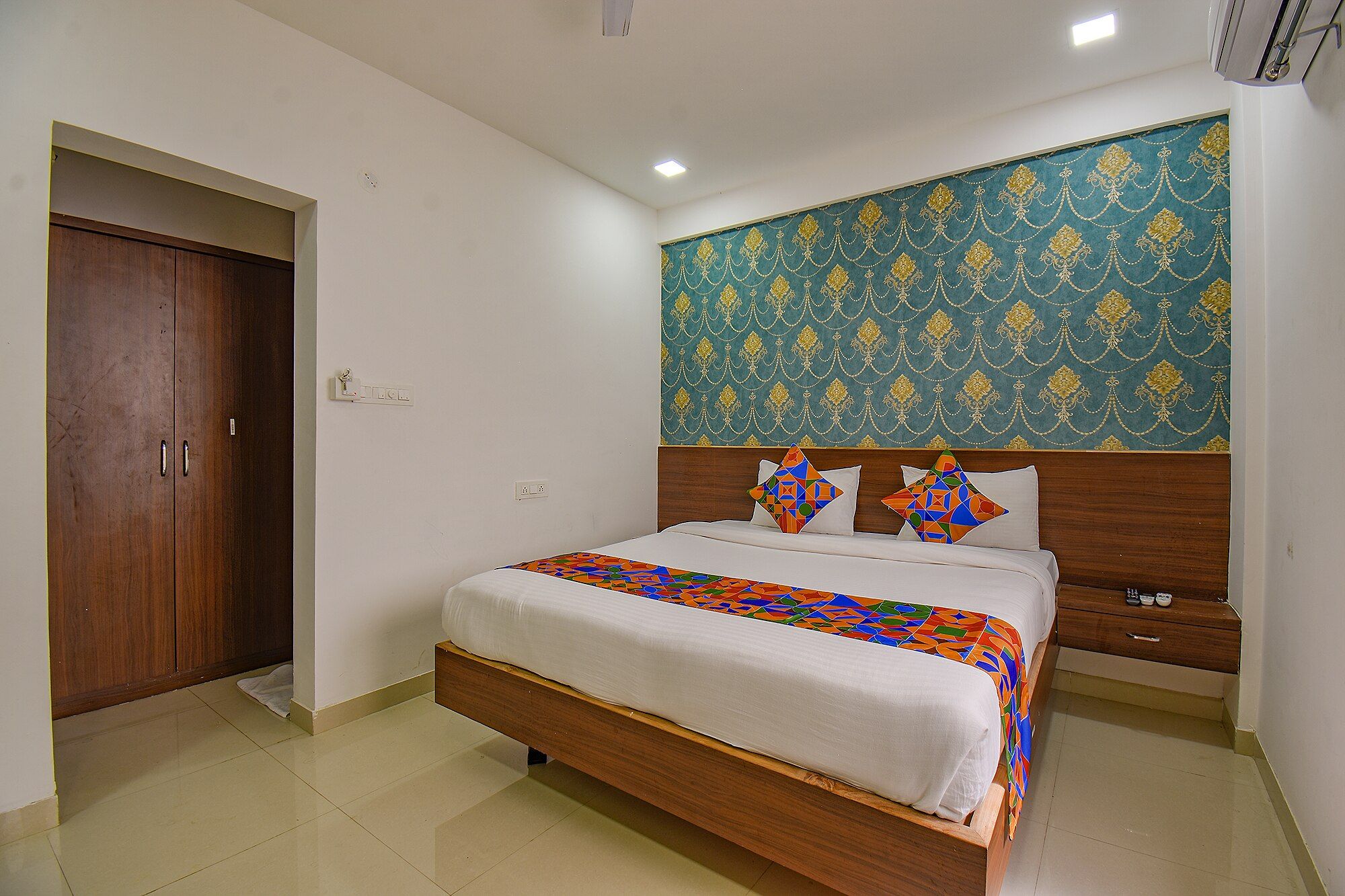 undefined FabHotel Fortune Suites - Near Mannipal Hospital in Baner 9