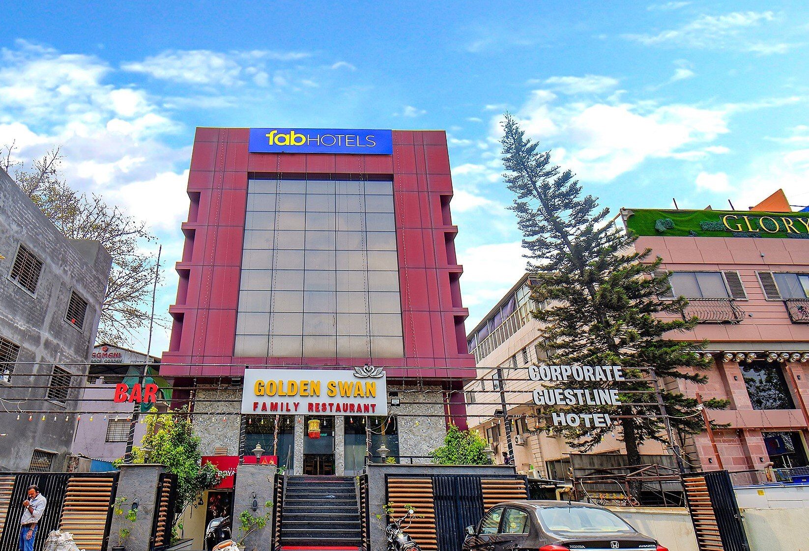 FabHotel Royal Empire