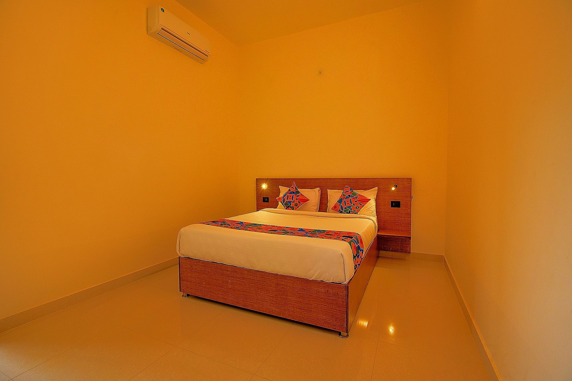 FabHotel GR Lake View Deluxe Room 12