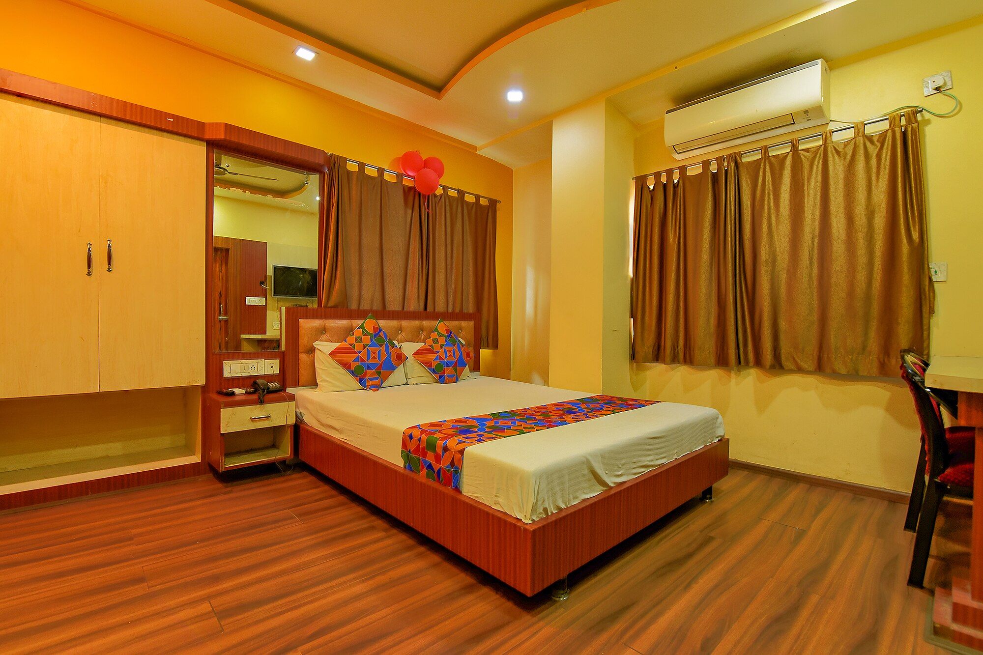 undefined FabHotel AG Star 2