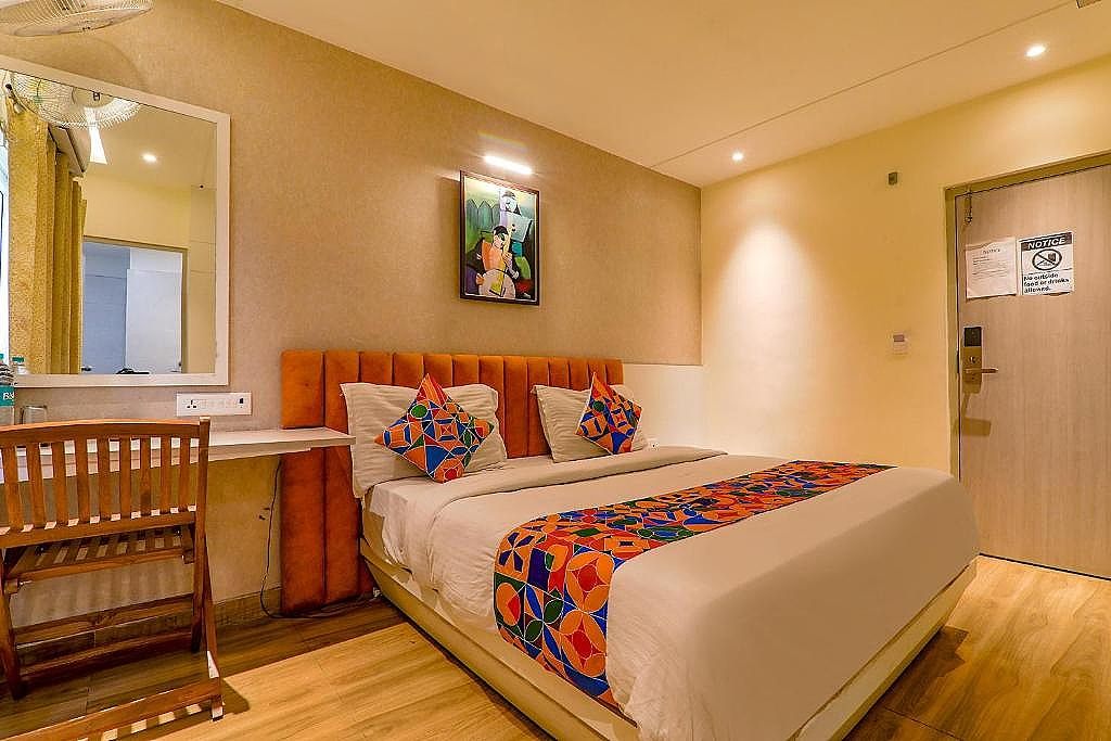 FabHotel Geetraj Deluxe Room 8