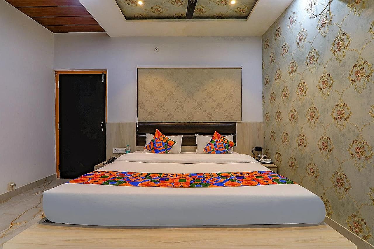 undefined FabHotel Super 3 Premium 5