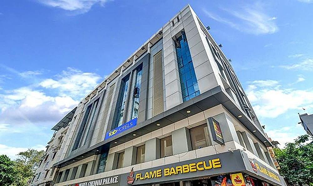 undefined FabHotel Chennai Palace 6