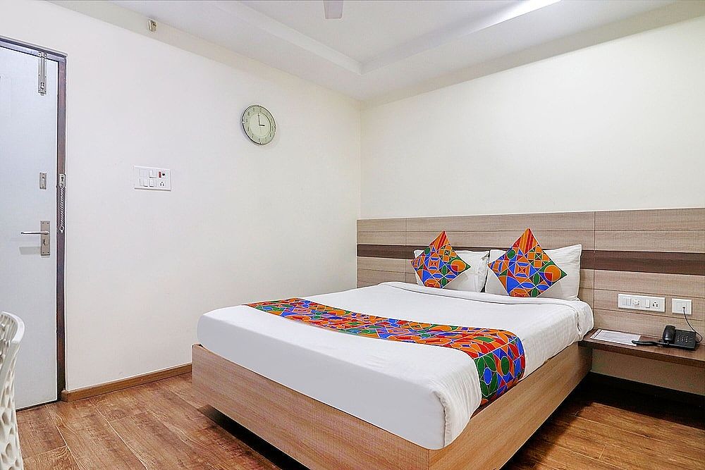 FabHotel Pride Inn Financia - Gachibowli - Nr. DLF Cyber City Deluxe Room 12