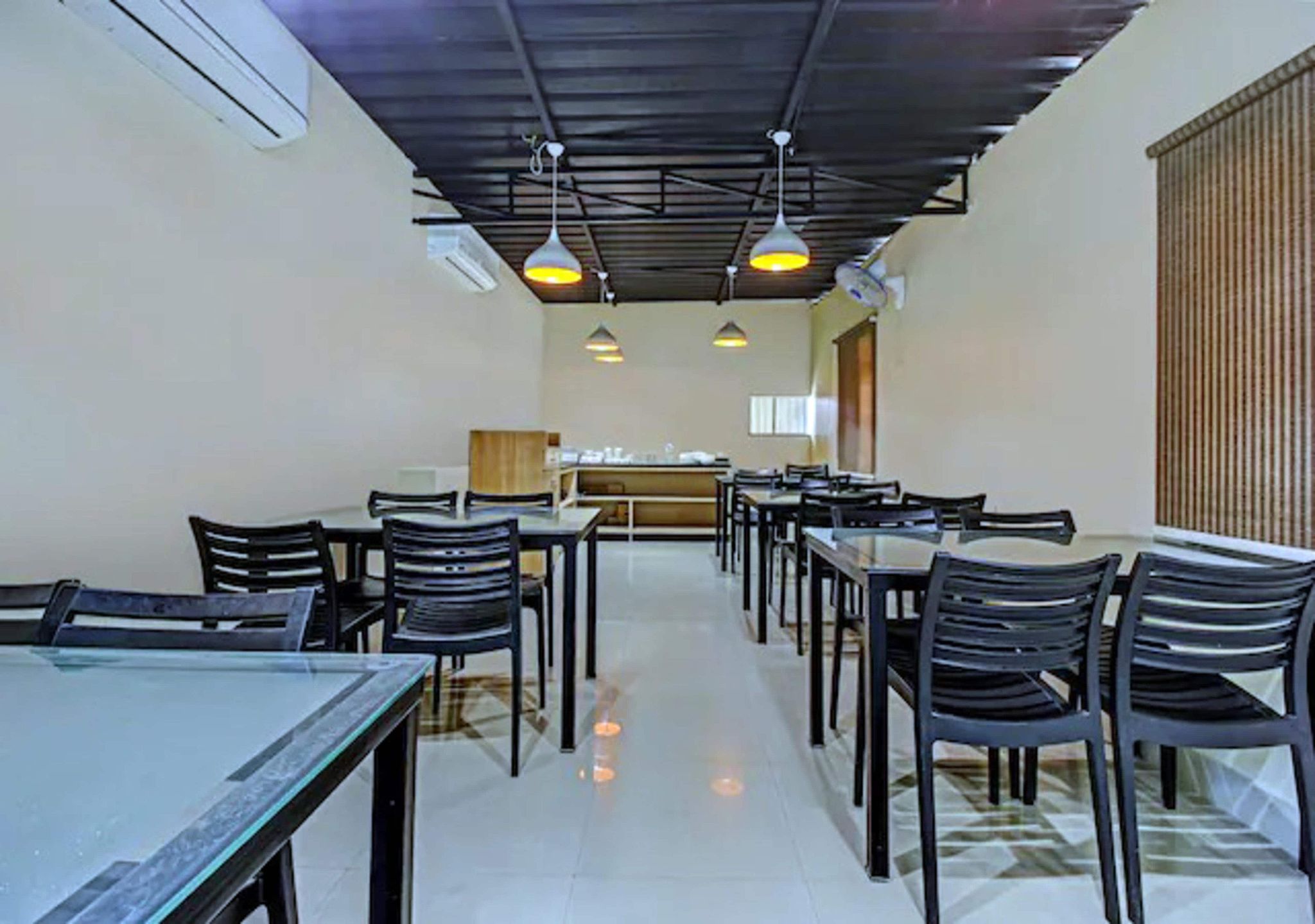 Food & Dining
