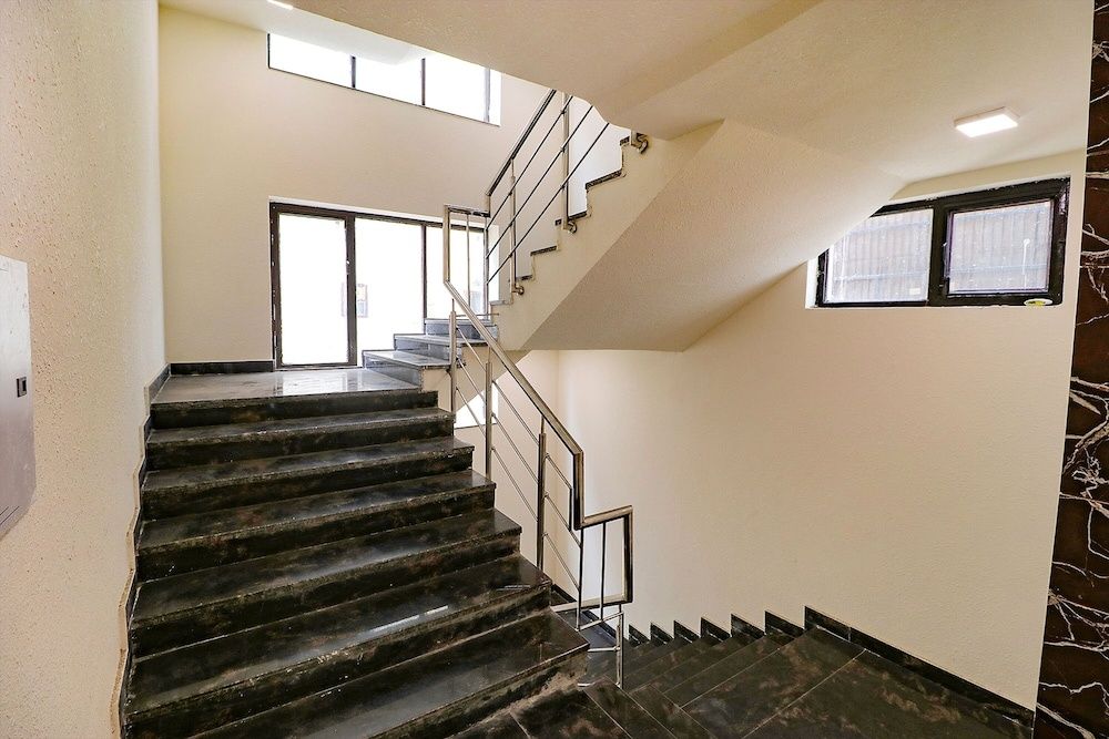 undefined FabHotel F9 Pitampura 3