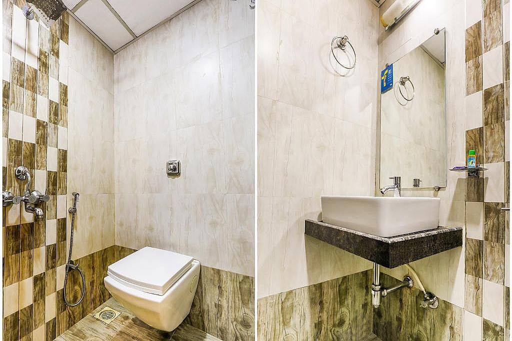 FabExpress Venture Grand Deluxe Room 6