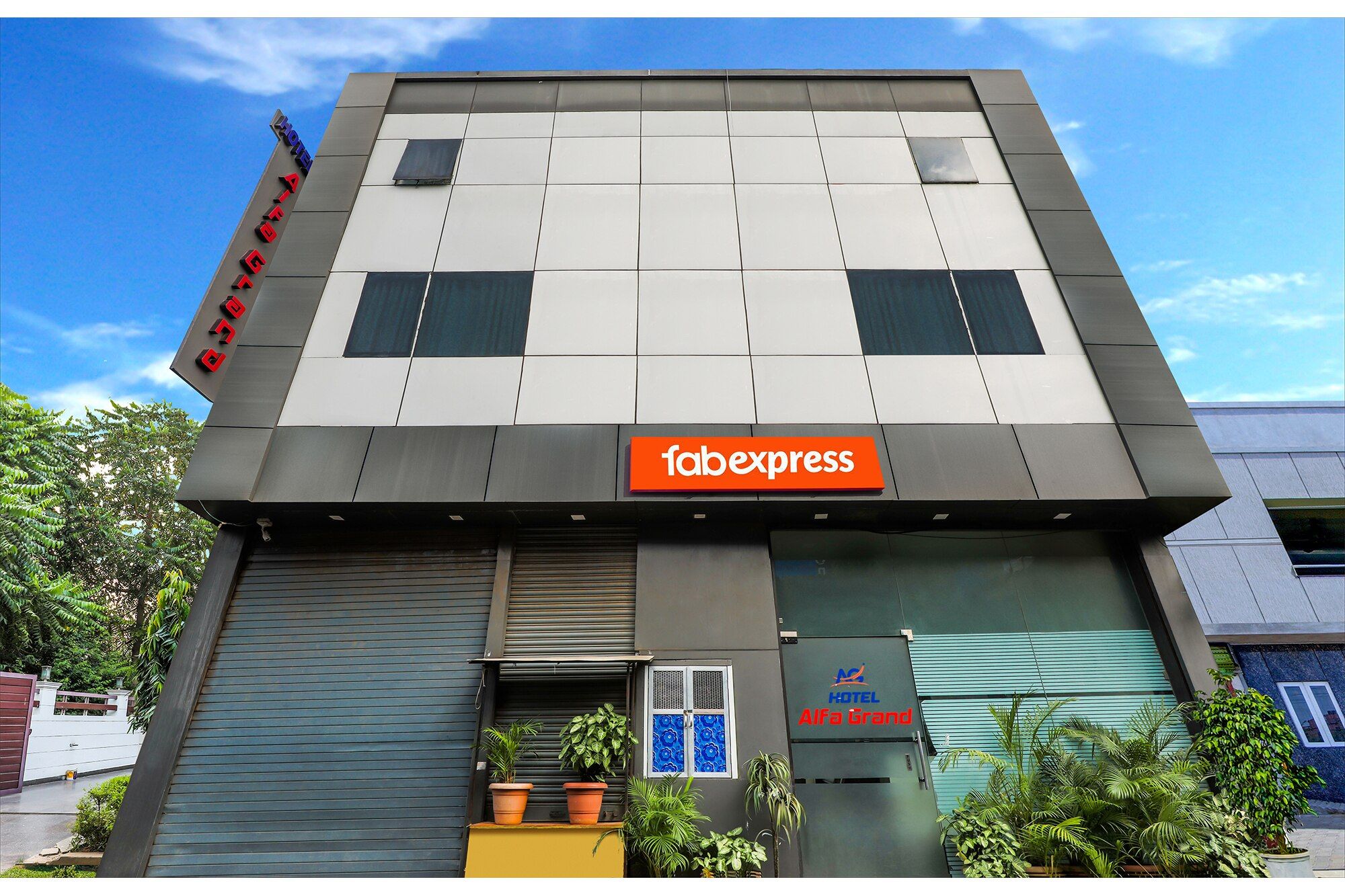 FabExpress Venture Grand