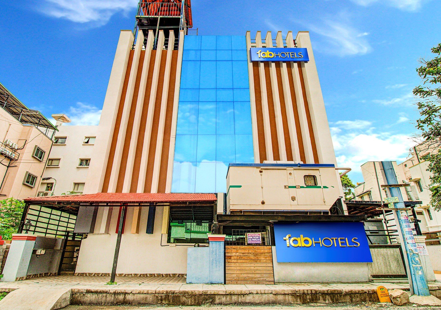 FabHotel Emara Grand