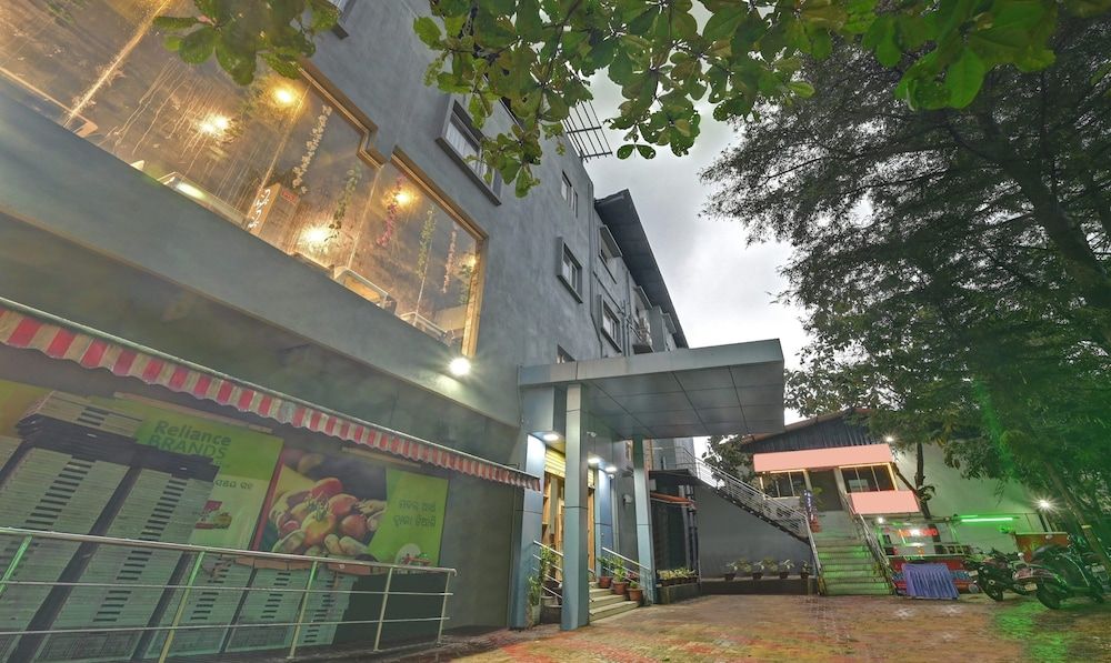 undefined Treebo Paradise Premium Rasulgarh 7