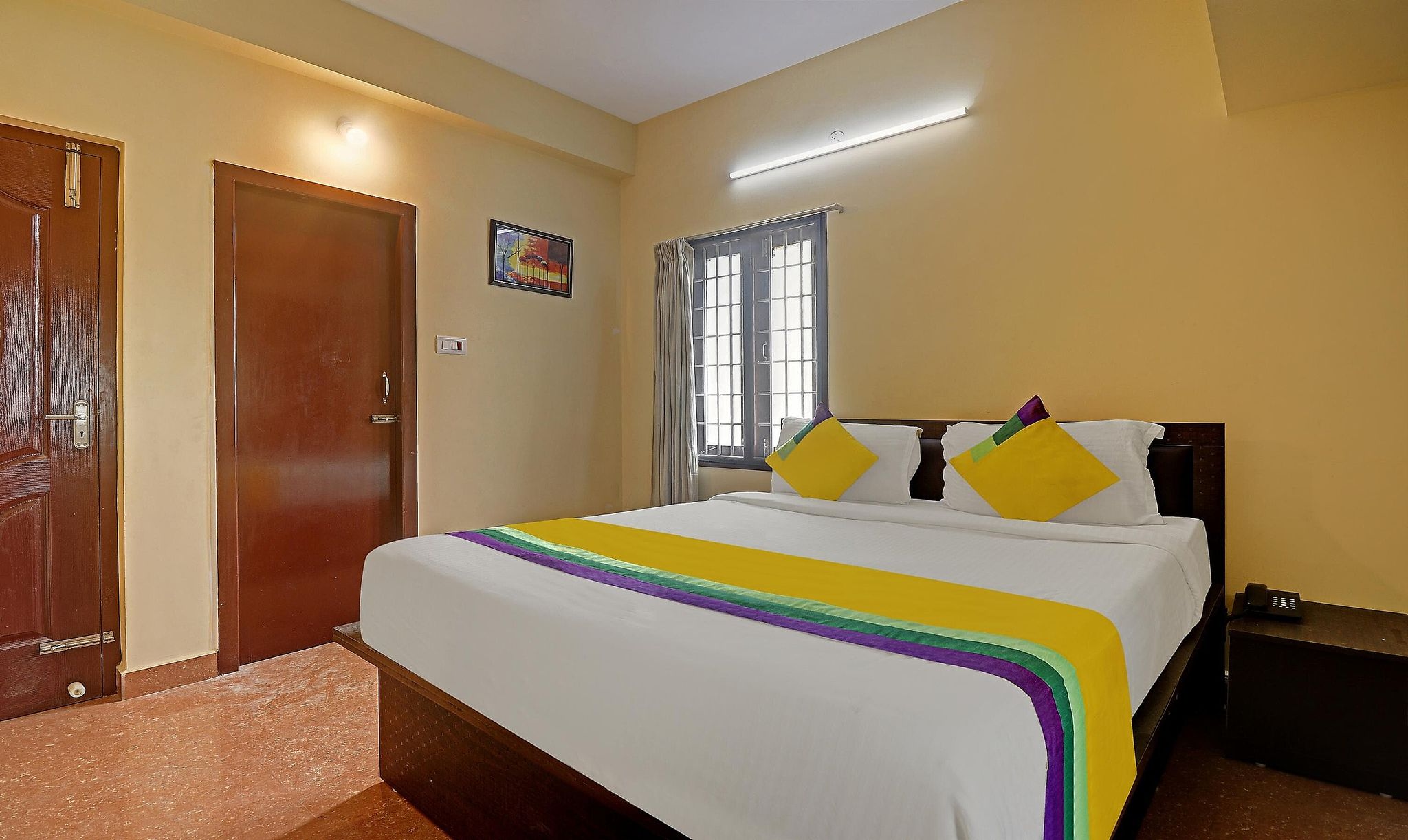Itsy Hotels Rithika Inn Blossoms Standard Double Room 6