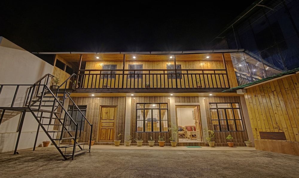 undefined Treebo Omega Stay Inn 9
